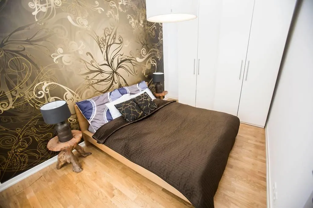 Quiet Apartment With Balcony Charles Bridge Prag